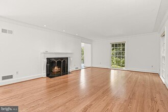 4810 Rockwood Pkwy NW in Washington, DC - Building Photo - Building Photo