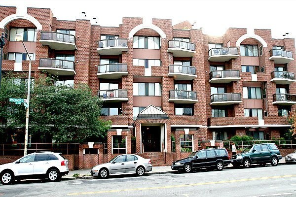 property at 2320 Wisconsin Ave NW