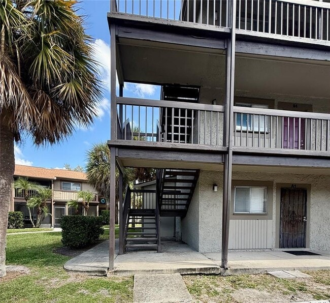 6306 Newtown Cir in Tampa, FL - Building Photo - Building Photo