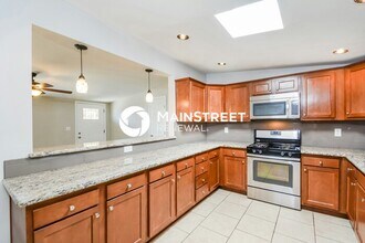 1702 S Avenida Del Sol in Tucson, AZ - Building Photo - Building Photo