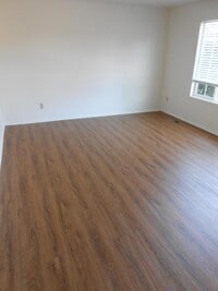 388 30th Ave SE photo'