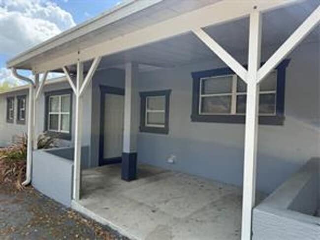 property at 824 S Lone Oak Dr