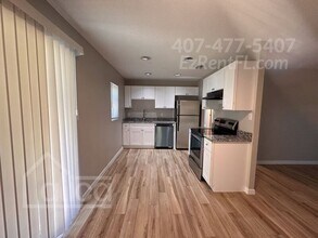 2155 Aaron Ave in Orlando, FL - Building Photo - Building Photo