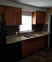 14646 Trenton Rd in Southgate, MI - Building Photo - Building Photo