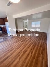 533 Kimball Rd in Red Bluff, CA - Building Photo - Building Photo