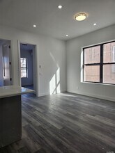 21-24 21st Rd-Unit -2 in Queens, NY - Building Photo - Building Photo
