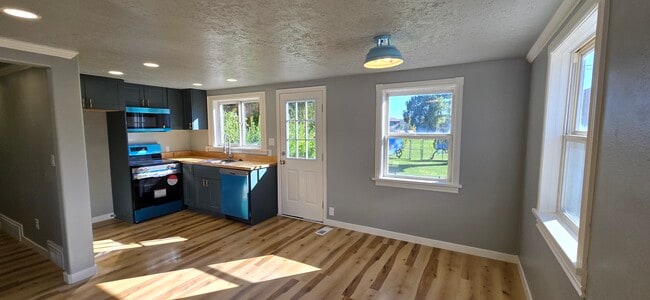 351 Washington Ave in American Fork, UT - Building Photo - Building Photo