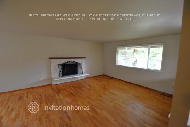 11002 Dean Ct SW in Tacoma, WA - Building Photo - Building Photo