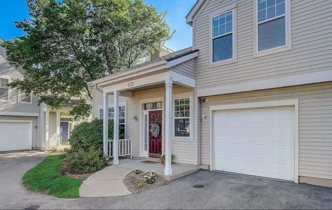 2851 Holborn Cir, Unit 2851 Holborn Cir in Madison, WI - Building Photo - Building Photo