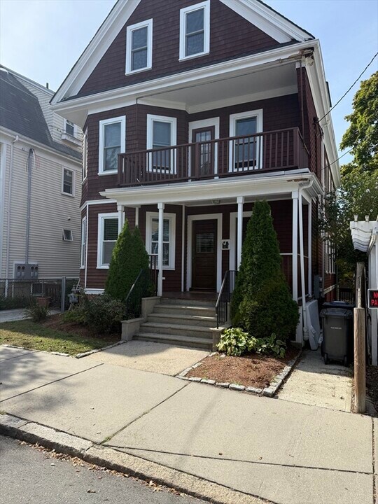 99 Fayerweather St in Cambridge, MA - Building Photo