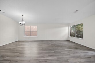 1318 Hawks Nest Dr in Houston, TX - Building Photo - Building Photo