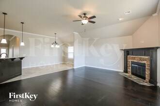 4225 NW 155th St in Edmond, OK - Foto de edificio - Building Photo