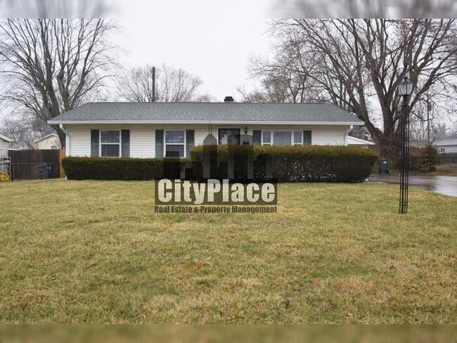 property at 604 E Pearl St