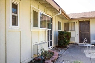 731 Avenida Majorca in Laguna Hills, CA - Building Photo - Building Photo