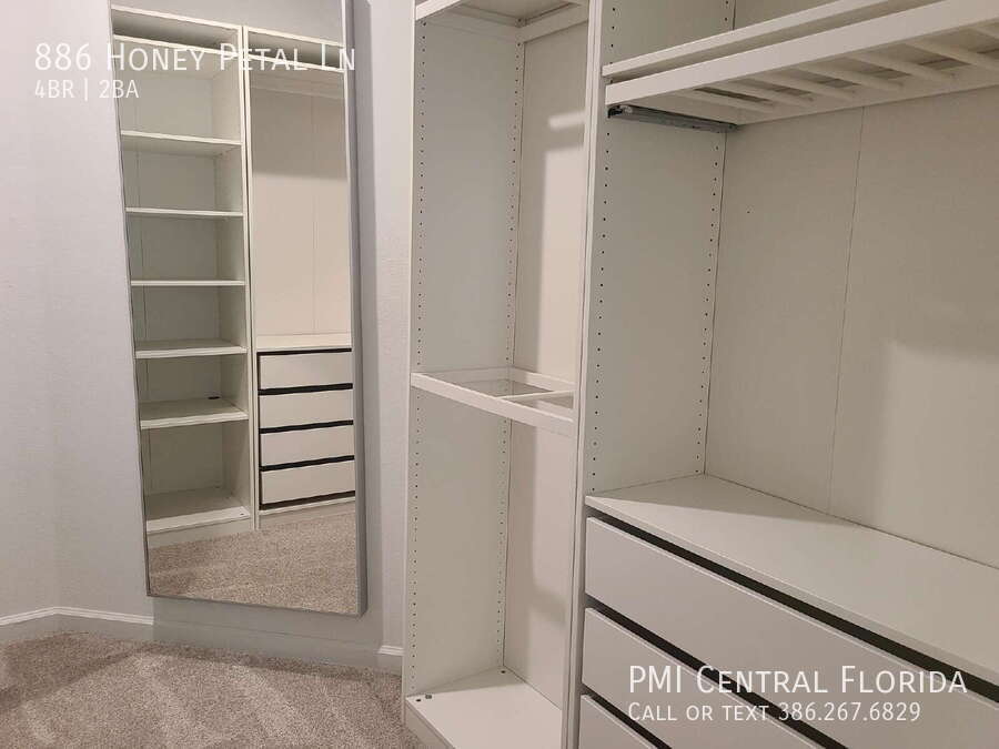 886 Honey Petal Ln in DeLand, FL - Building Photo