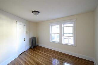177 Boston Ave, Unit 1 in Somerville, MA - Building Photo - Building Photo