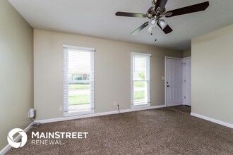 6006 Highgrade Dr in Louisville, KY - Building Photo - Building Photo
