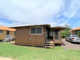 9909 Waimea Rd in Waimea, HI - Building Photo