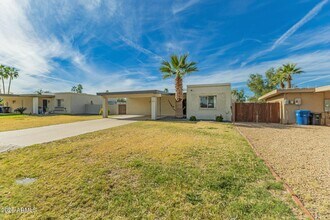 4618 S Calle Los Cerros Dr in Tempe, AZ - Building Photo - Building Photo