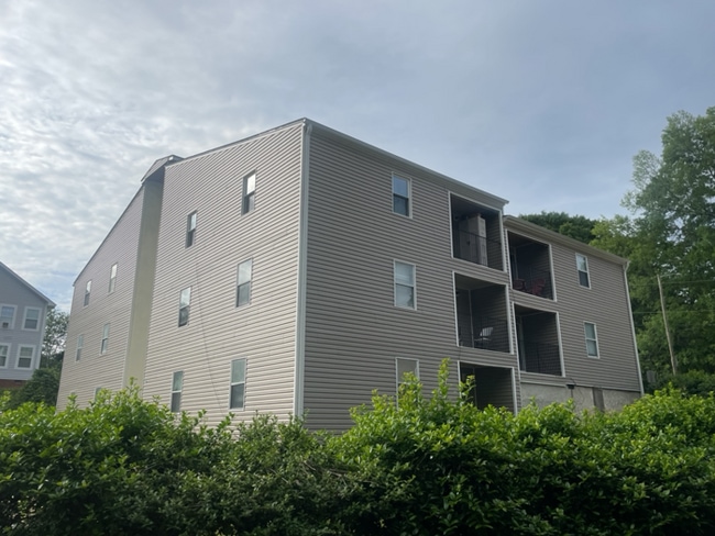 property at 104 Rainbow Cir