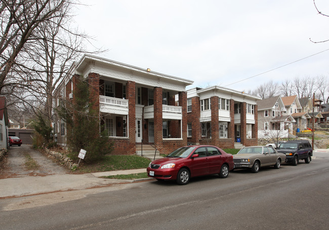 4200-4206 Locust St in Kansas City, MO - Foto de edificio - Building Photo