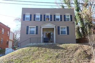 2887 Hartford St SE in Washington, DC - Building Photo