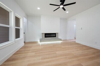 3900 De Maggio St in Dallas, TX - Building Photo - Building Photo