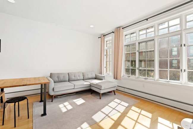 110 Tidewater St in Jersey City, NJ - Building Photo - Building Photo