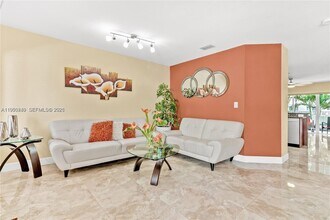 16453 SW 97th St in Miami, FL - Building Photo - Building Photo