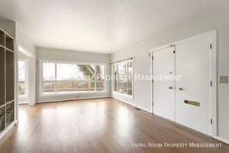 1531 SW Upper Hall St in Portland, OR - Building Photo - Building Photo
