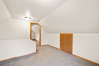 4900 E 86th St in Garfield Heights, OH - Foto de edificio - Building Photo