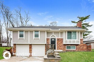 3012 SW Moore St, Unit 210 in Blue Springs, MO - Building Photo