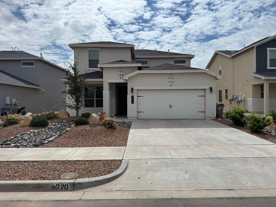 6020 Hidden Clove Ct in El Paso, TX - Building Photo