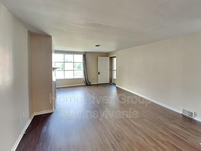 6023 Stanton Ave in Pittsburgh, PA - Building Photo - Building Photo