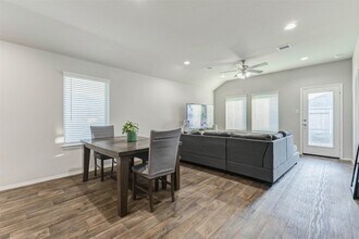 23135 Barrington Bluff Trail in Spring, TX - Building Photo - Building Photo