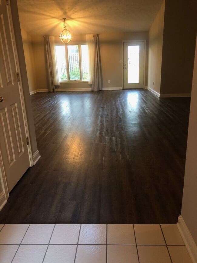 11542 Applewood Cir in Carmel, IN - Building Photo - Building Photo