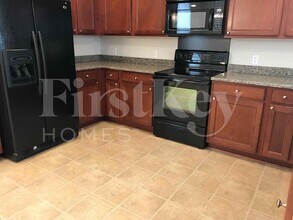 111 Mcgrady Dr in Ladson, SC - Building Photo - Building Photo