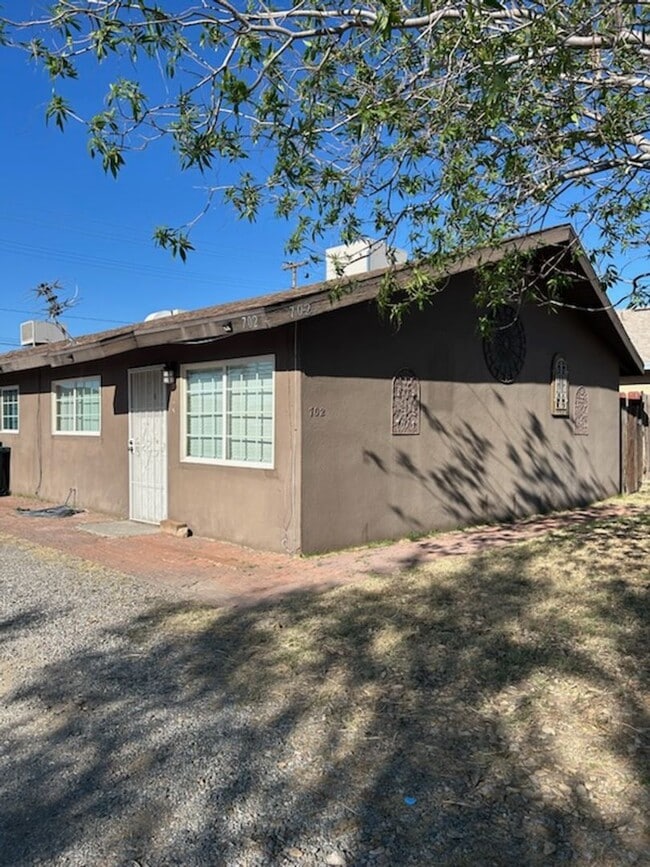 property at 702 W Atkins Ave