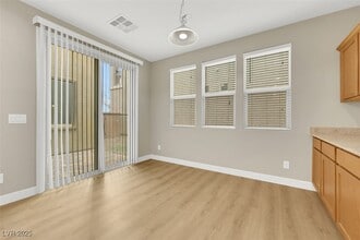 11060 Mt Hunter St in Las Vegas, NV - Building Photo - Building Photo