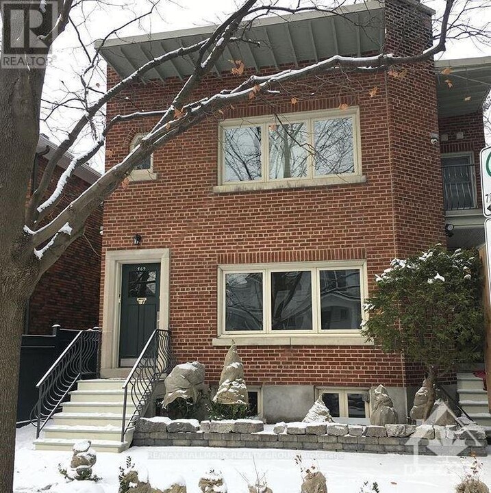 469-469 Rue Wilbrod St in Ottawa, ON - Building Photo