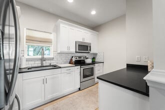 3207 Marcellus Cir in Tampa, FL - Building Photo - Building Photo