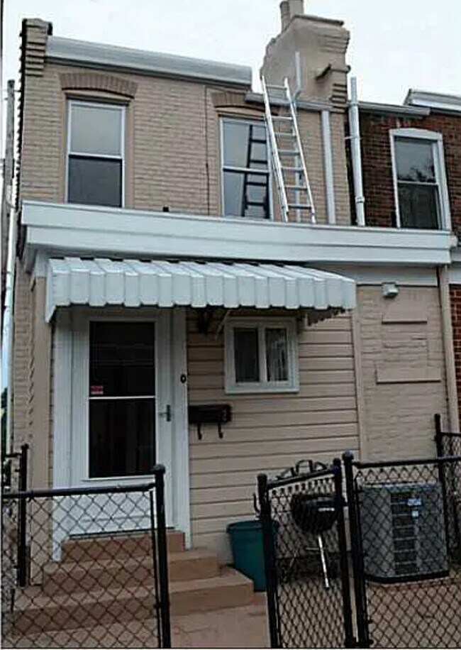 2 Saint Leo St in Pittsburgh, PA - Building Photo - Building Photo