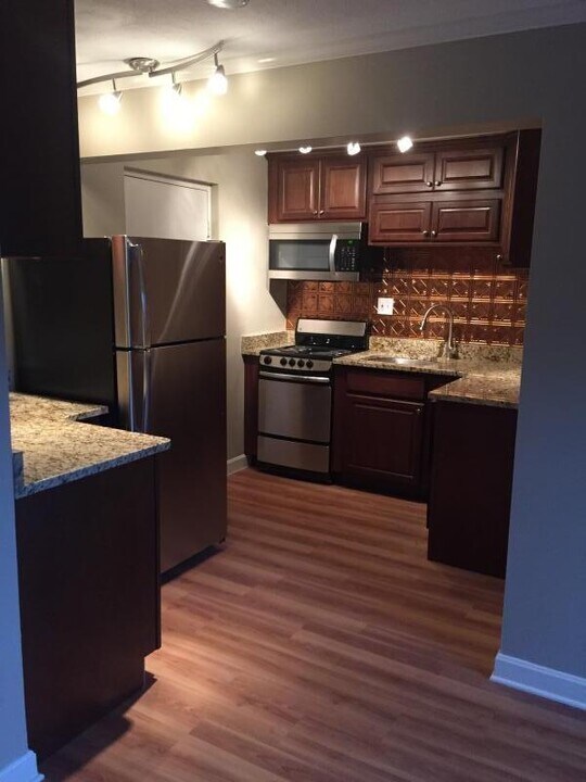 25 Arlington Rd, Unit 3 2 in Woburn, MA - Foto de edificio