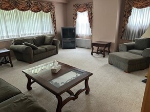 10 Garwin Rd in Swedesboro, NJ - Building Photo - Building Photo