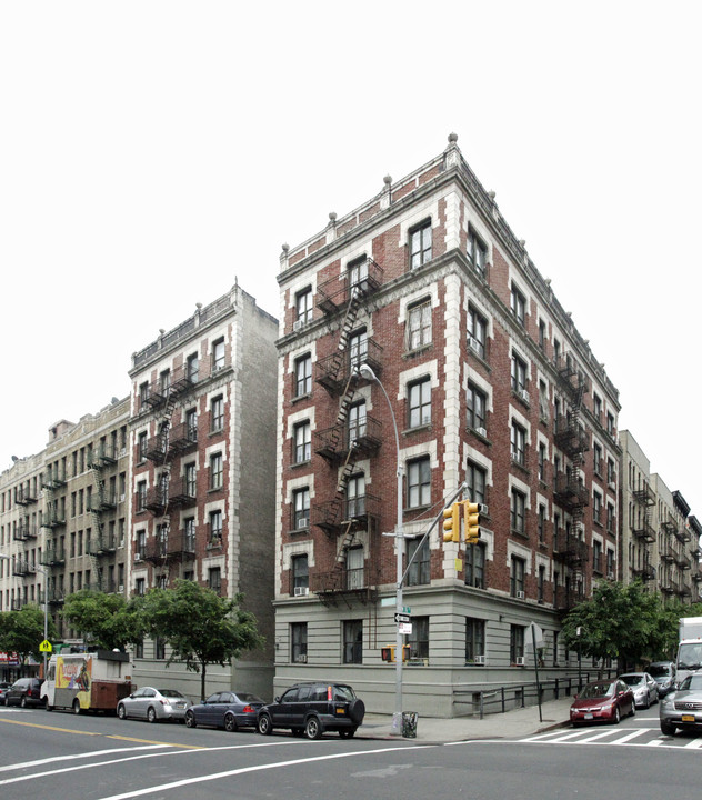 550 W 176th St in New York, NY - Building Photo