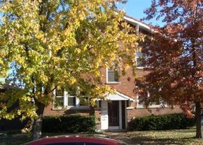 5403 Quincy St Apartamentos