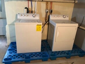 117 W High St in Somerville, NJ - Building Photo - Building Photo