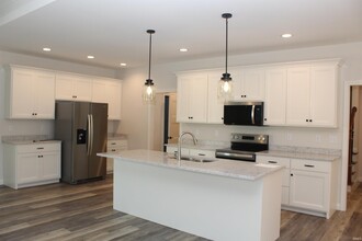 3521 Sand Dr in Newburgh, IN - Building Photo - Building Photo
