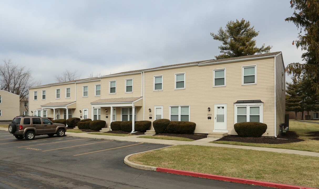 Berwick Grove in Columbus, OH - Building Photo