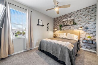 10056 Montague St in Tampa, FL - Building Photo - Building Photo